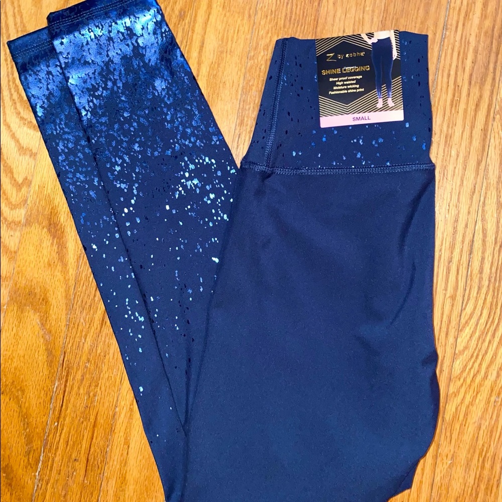 NWT Zobha Navy leggings